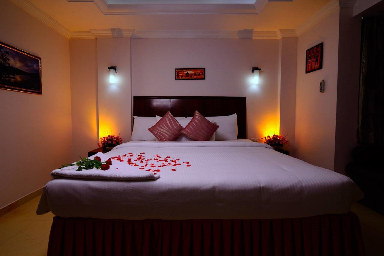 Sps Kingsway Hotel Thiruvananthapuram Екстериор снимка